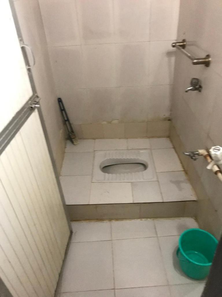 Care Dormitory Mumbai Ngoại thất bức ảnh